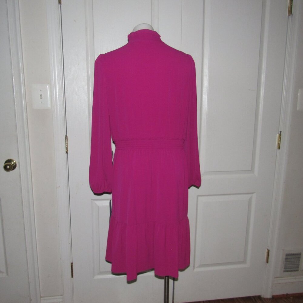 NWT London Times Fuchsia Mock-Neck Tiered Dress Size 16 Romantic Flirty Chic - Picture 4 of 8
